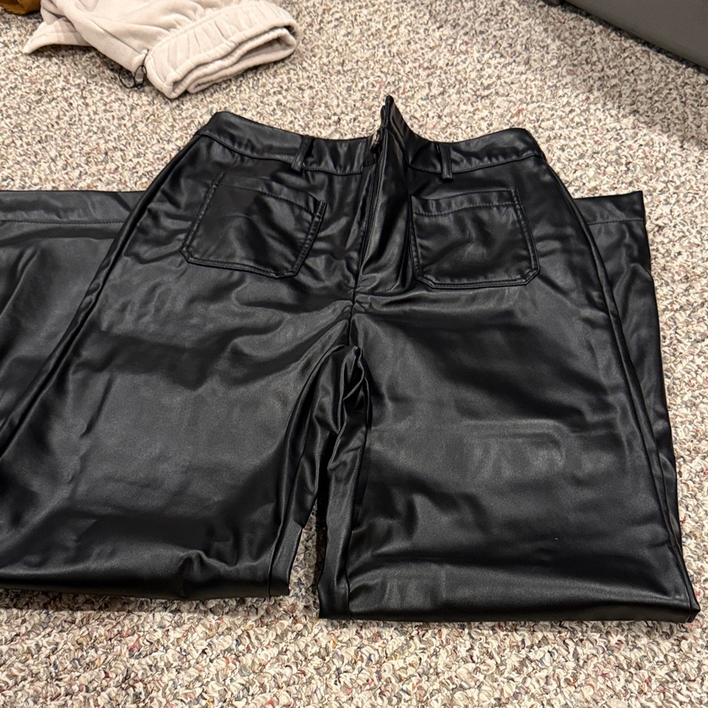 SHEIN Black Faux Leather Straight-Leg Men's Pants
